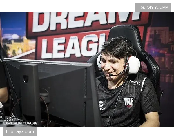 秘鲁队战术革新:灵活变阵成持续提升关键